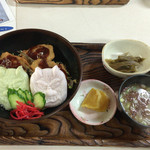 寒風山食堂 - ハタハタ丼¥750