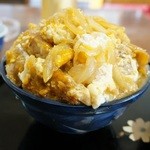 吉兵衛 - カツ丼（大盛）・・￥650円