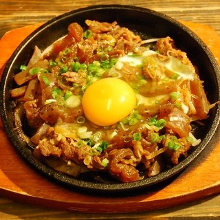 神戸牛すじぼっかけ（神戸のB級グルメ）