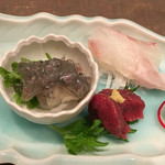 お造りは、生小女子、スズキ、くじら