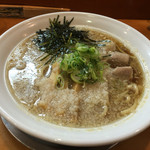 とんこつらーめん ひかり - 2016年4月12日
      火曜日限定 夜
      セカンド☆スター☆ヌードル