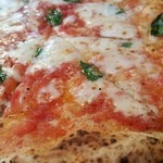 ピッツェリア ダ マッシモ - いつも美味しいピザでした(2016年3月)。