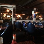 The Bull Pen - 店内　昼