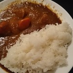 茅乃舎 - 中辛カレーを、日本式に、カレーライスにして食べてみた。