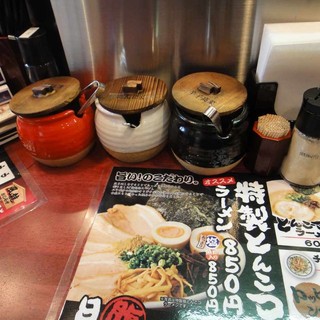 とんこつラーメン博多風龍_2