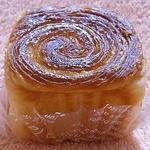 パン屋カフェ キャトル - ベーカリーコーナー：メープルキューブ