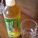 ぶーたぶーた - 　150円の緑茶