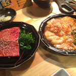 炭火焼肉ホルモン 徳臓 - 2016.4. ロースハーフとテッチャンハーフ