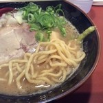 らーめん 豚鬼 - 濃厚豚骨ラーメン:アップ