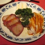 横浜中華街 重慶飯店 - 三種前菜盛り合わせ