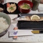 こどんぶり - サンマの塩焼き(500円)