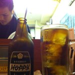 ホッピー連峰から店内を望む