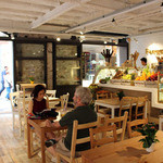 Farggi Plaza del Rey - 広くてお洒落な店内