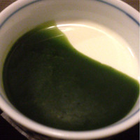 新三浦 博多本店 - デザートの抹茶がかかったプリン。