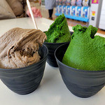 茶蔵 - 料理写真:超プレミアム 抹茶ジェラート（右・中）＆ ほうじ茶ジェラート（２０１６年４月）