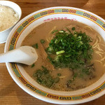 天理スタミナラーメン - 夜鳴きラーメンとライス◎