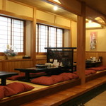 Natsumeya - １階お座敷。20名様までご利用できます。