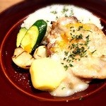 チキングリルプレート〜4種のチーズソース〜