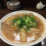 なるかみ - 中華そば並￥650円麵カタネギ多め（無料）