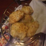 Red Lobster - 最初に出てくるパン？　塩バター味でめちゃウマ