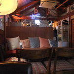 エスケール - 大型テーブルのソファー席