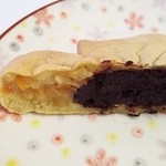 くるポン - 【料理】フラワーロールちゃんの断面
　　　　チョコとオレンジピール