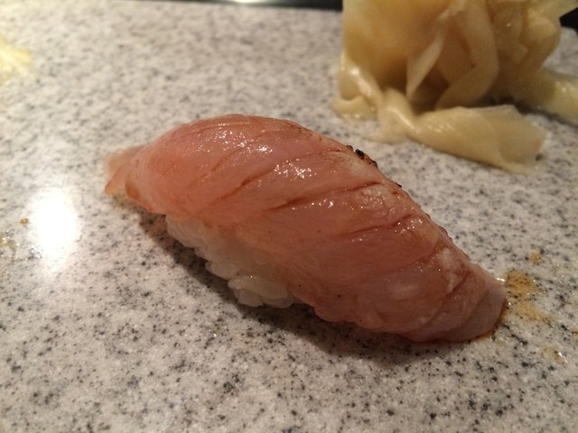 SUSHI IZAKAYA GAKU （寿司 居酒屋 楽） - キングストリート