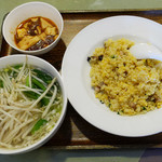 東生園 - 鶏麺&五目チャーハン