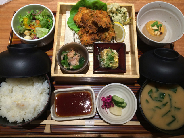 カブ先生さんが投稿したひとしなや 東京 羽田空港第１ビル の口コミ詳細 食べログ