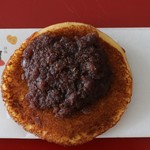 清寿軒 - 大判　あんこの様子