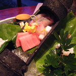 箱根 翠松園 - 2010-竹炭のような器