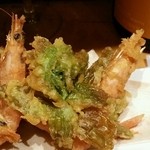 ビストロ シン 2 - ふきのとうとエーゲ海エビのフリット：850円