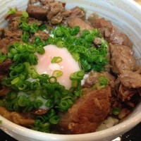 すき焼割烹 かとう - 牛すき丼