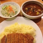 タージマハール - フォトトップ 茄子にとんかつ♫