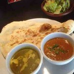 パパスバル - Bランチ（ほうれん草ラム、キーマ）