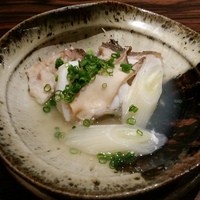 味あら井 - ②クエ　ねぎ　エリンギの蒸し物