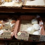 おこめパン＆カフェMAGOME - 季節限定パンもたくさん