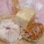 おこめパン＆カフェMAGOME - お花見で米粉パン買っていきました～♪