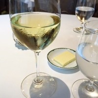 シェ・イノ - 