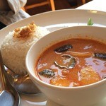 マウンテン＊マウンテン - 魅惑の赤カレー