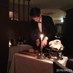 ザンビ - フィレ切り分け中