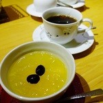 本陣 平野屋 花兆庵 - 朝食でもデザートがある（果物ゼリー）