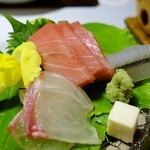 本陣 平野屋 花兆庵 - 黒潮鮪・桜鯛・サヨリ　