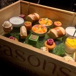 Seasons by Olivier Elzer - 