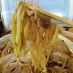 しみず屋 - 野菜、肉入り。