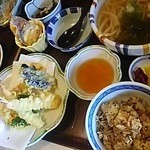 味処・民宿 まつや - うどん・天ぷら定食