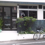 ペドラ ブランカ - 外観も店内もとってもオシャレ