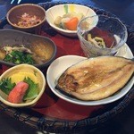 山人 - 干物は地元の岩魚です。