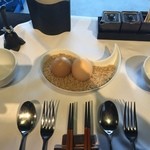 山人 - 卵も地鶏の朝獲れです。