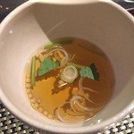 山人 - この出汁でお茶漬けにもできます。